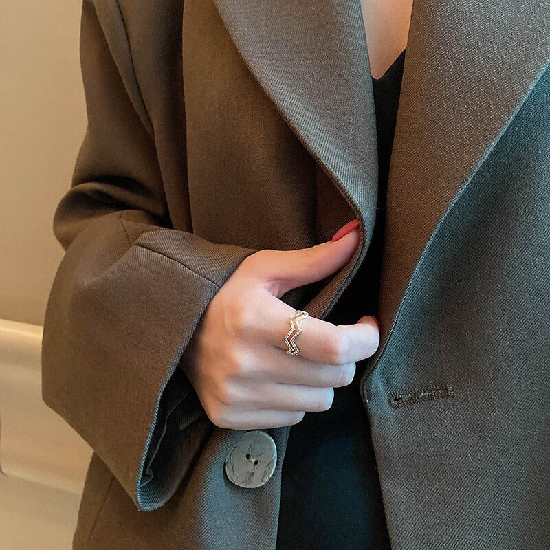 Design Feeling Double Wave Shape Zircon Gold Color Rings For Woman Luxury Korean Finger Jewelry Wedding Party Unusual Girls Ring