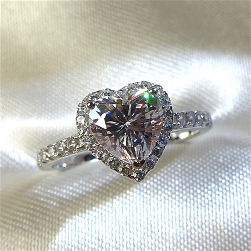 CC Heart Rings for Women Silver Color Wedding Engagement Bridal Jewelry Cubic Zirconia Stone Elegant Ring Accessories CC829