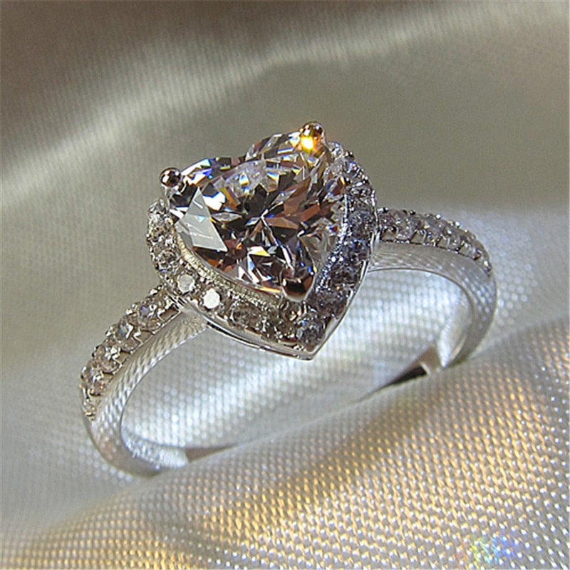 CC Heart Rings for Women Silver Color Wedding Engagement Bridal Jewelry Cubic Zirconia Stone Elegant Ring Accessories CC829