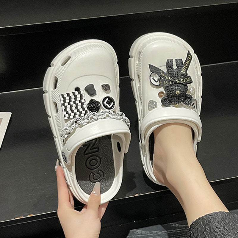 Mo Dou Fashion Charms Clog Shoes Outdoor Women Slippers Thick Sole High Quality Summer Sandals For Girls
