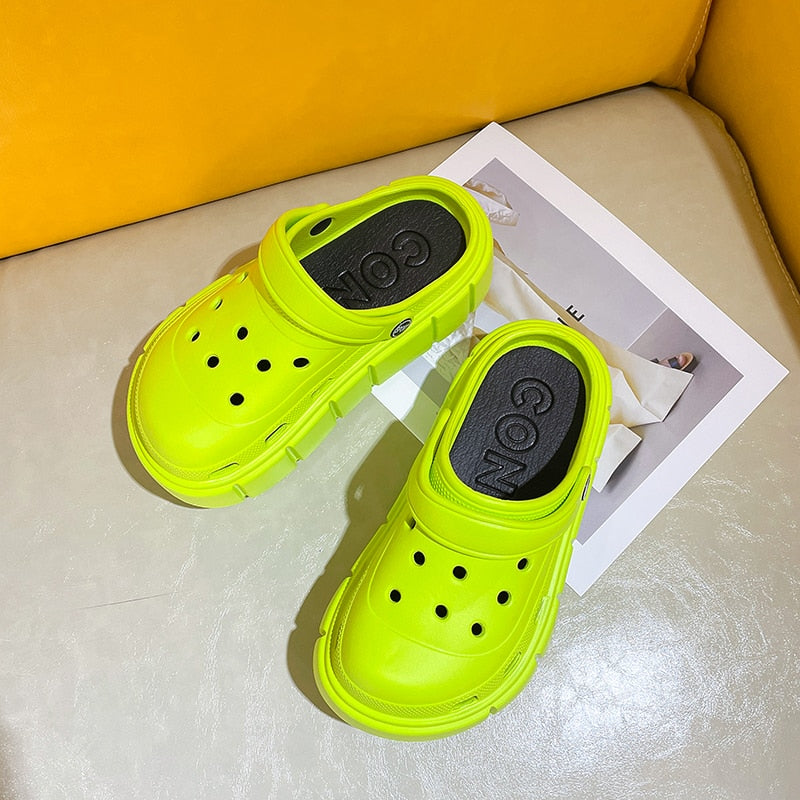 Mo Dou Fashion Charms Clog Shoes Outdoor Women Slippers Thick Sole High Quality Summer Sandals For Girls
