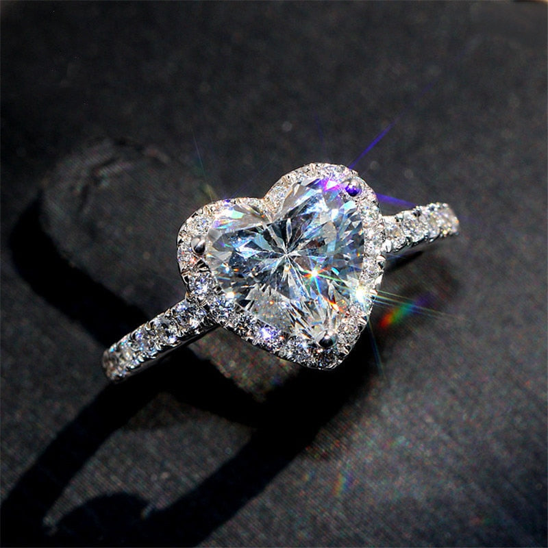 CC Heart Rings for Women Silver Color Wedding Engagement Bridal Jewelry Cubic Zirconia Stone Elegant Ring Accessories CC829